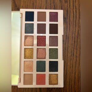 the editor palette new england ciate london